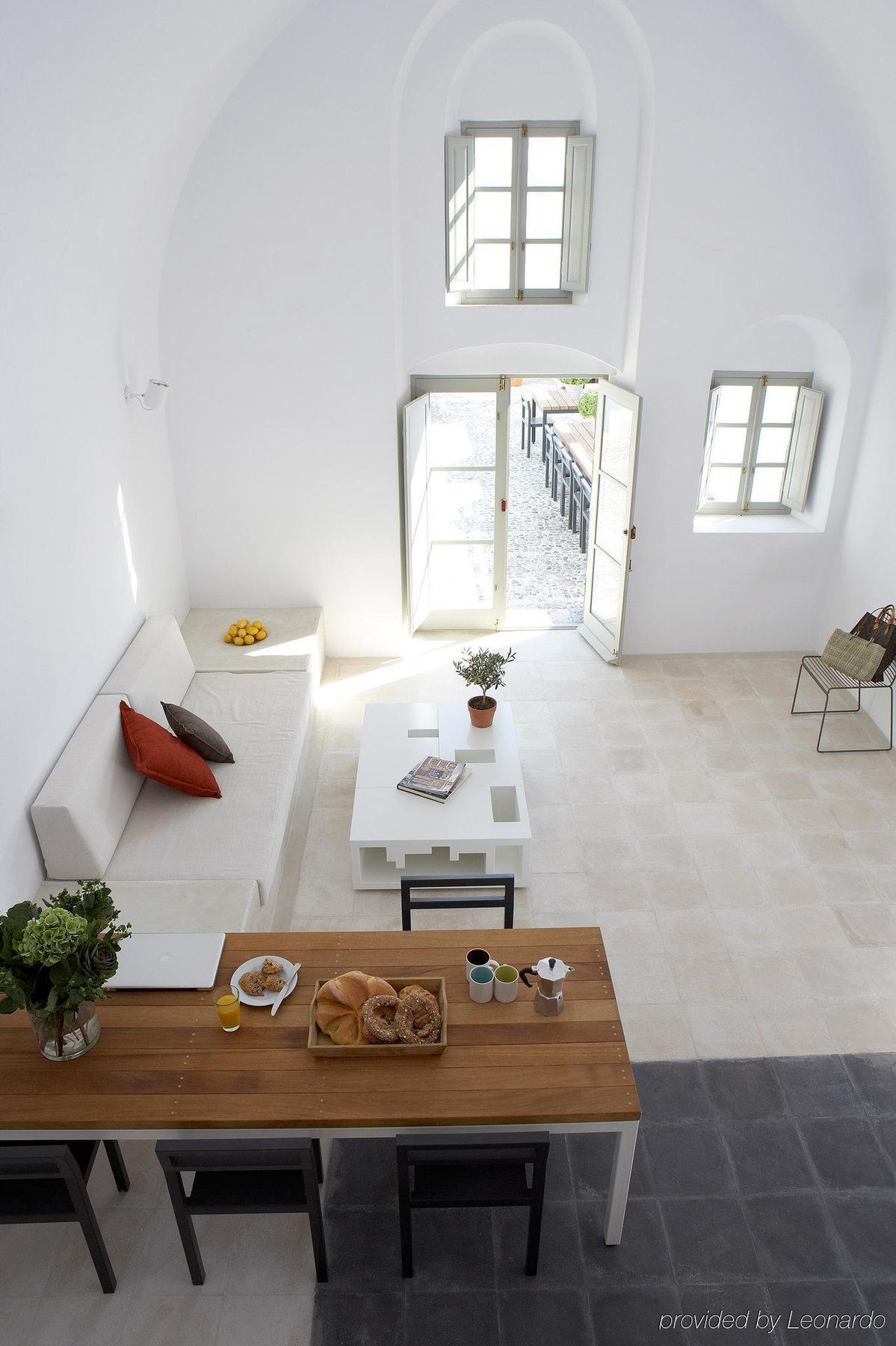 Villa Fabrica Santorini Pyrgos Kallistis Bagian luar foto
