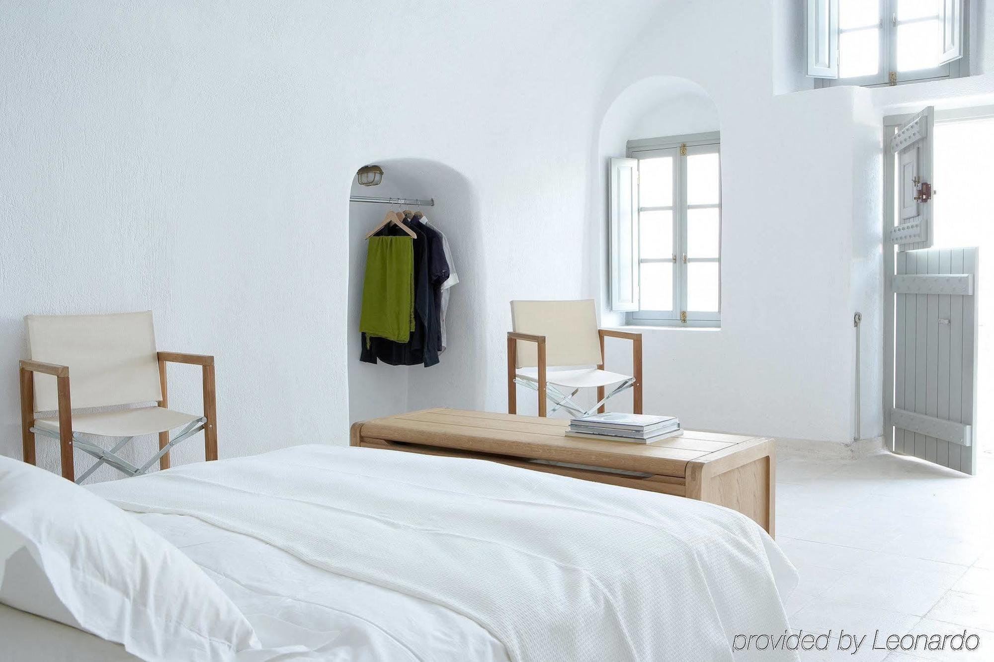 Villa Fabrica Santorini Pyrgos Kallistis Bagian luar foto
